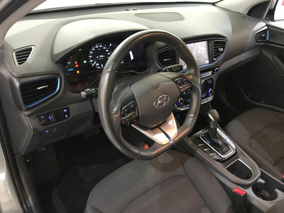 Hyundai Ioniq Híbrido · Ano 2016 · Gasolina — imagen 35