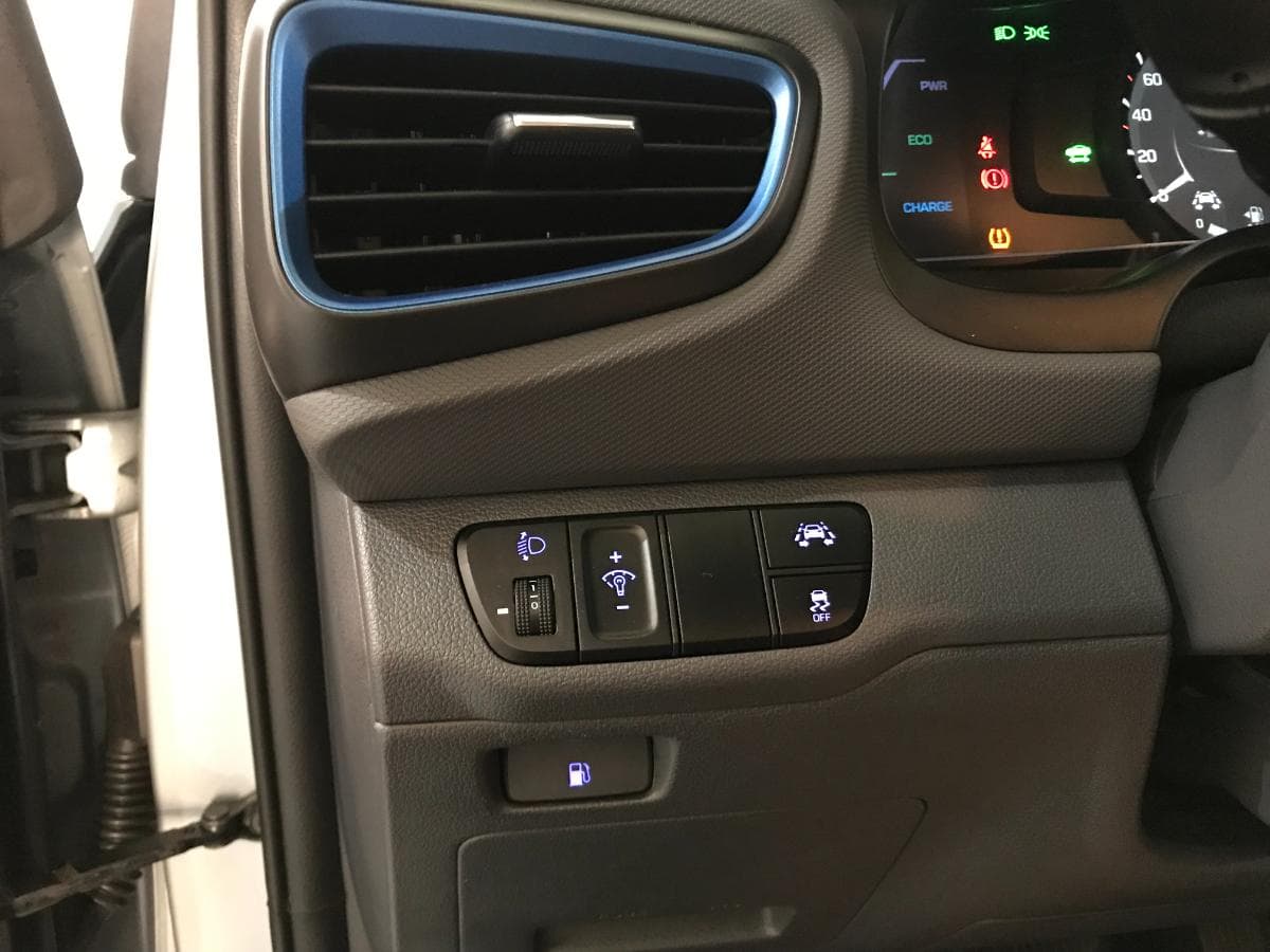 Hyundai Ioniq Híbrido · Ano 2016 · Gasolina — imagen 36