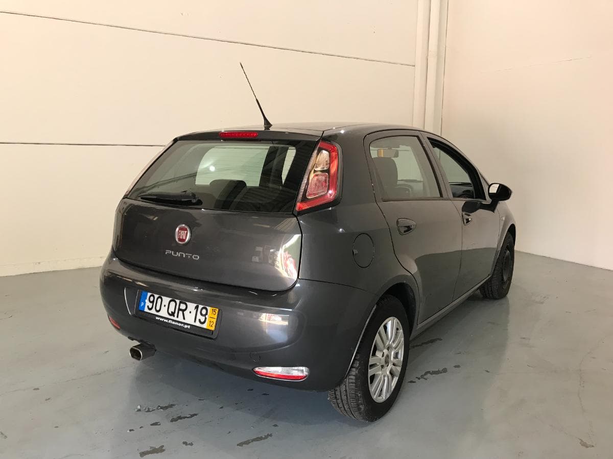 Fiat Punto 1.2 · Ano 2015 — imagem 6
