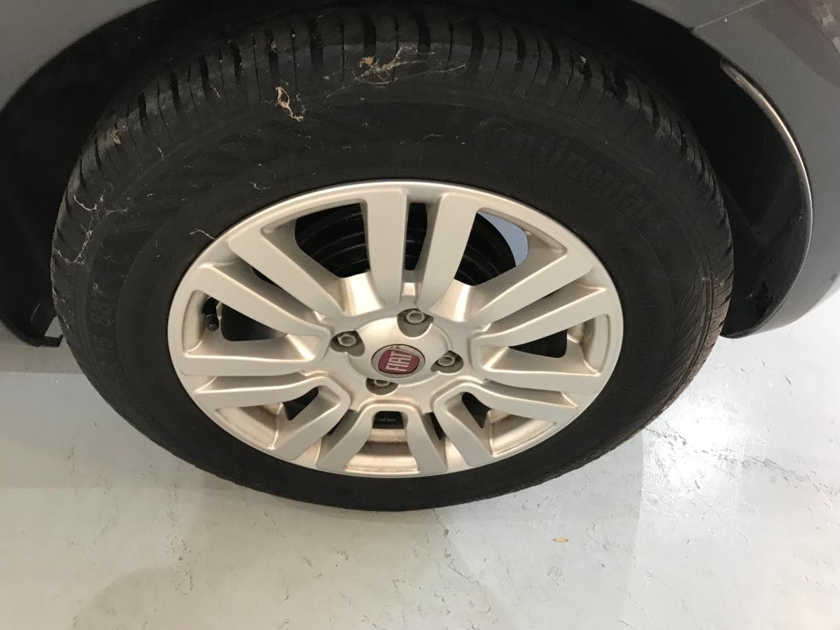 Fiat Punto 1.2 · Ano 2015 — imagem 11