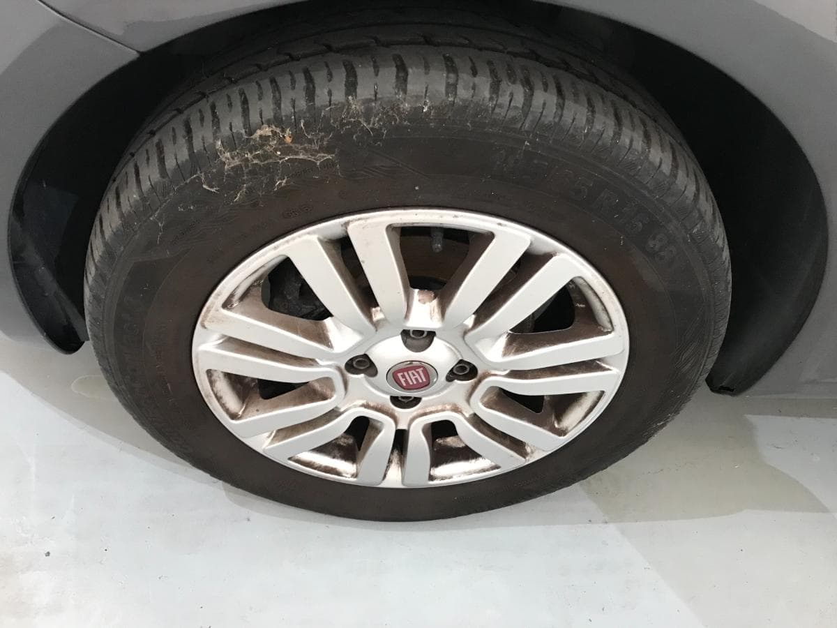 Fiat Punto 1.2 · Ano 2015 — imagem 12