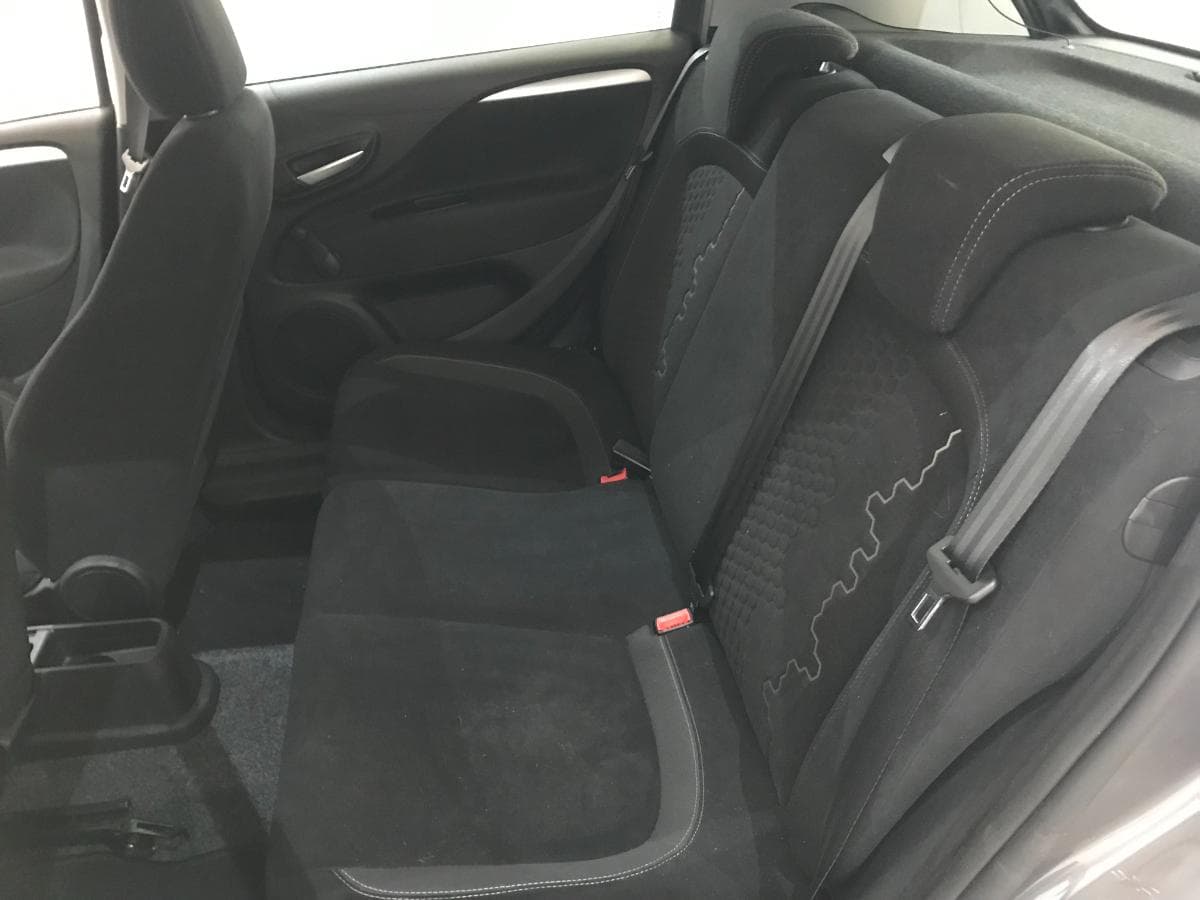 Fiat Punto 1.2 · Ano 2015 — imagem 25