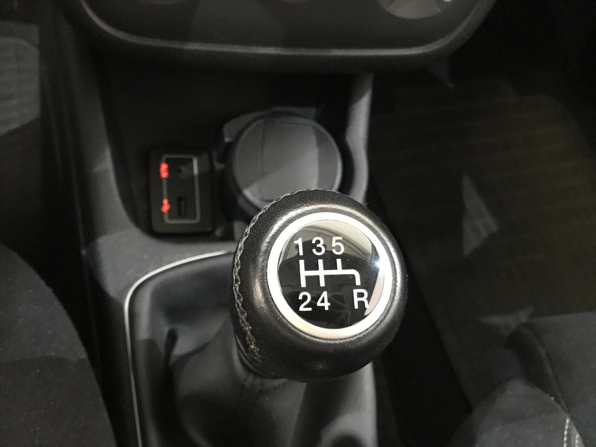 Fiat Punto 1.2 · Ano 2015 — imagem 34