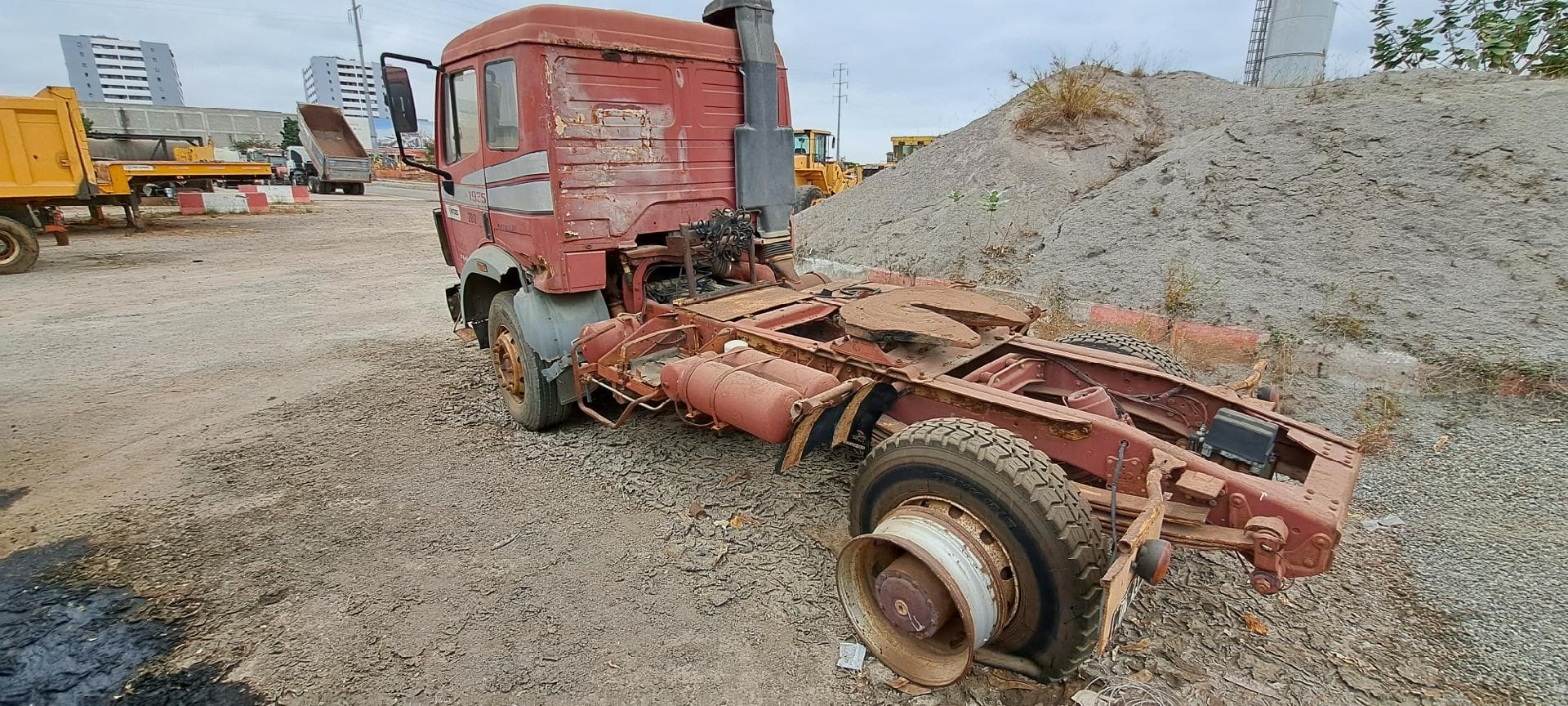 Camião trator MERCEDES BENZ 19355k — imagen 6