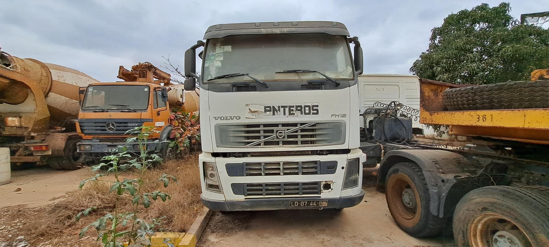 Camião trator VOLVO FH12 — image 7