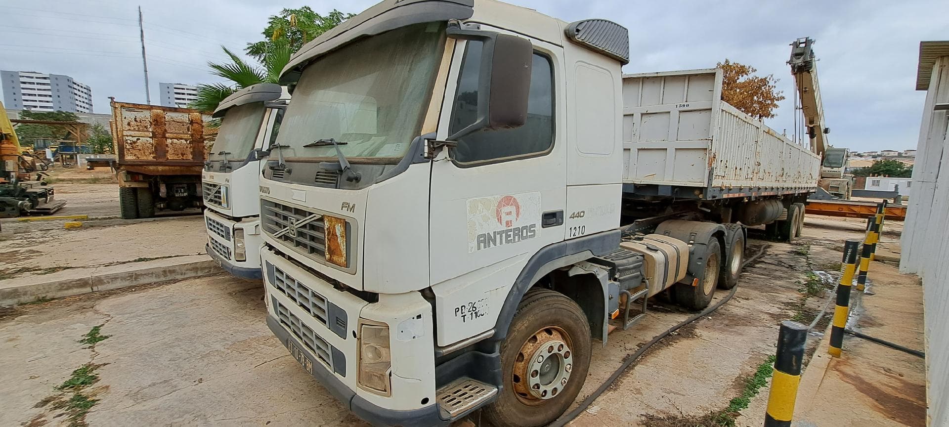 Camião trator VOLVO FM440
