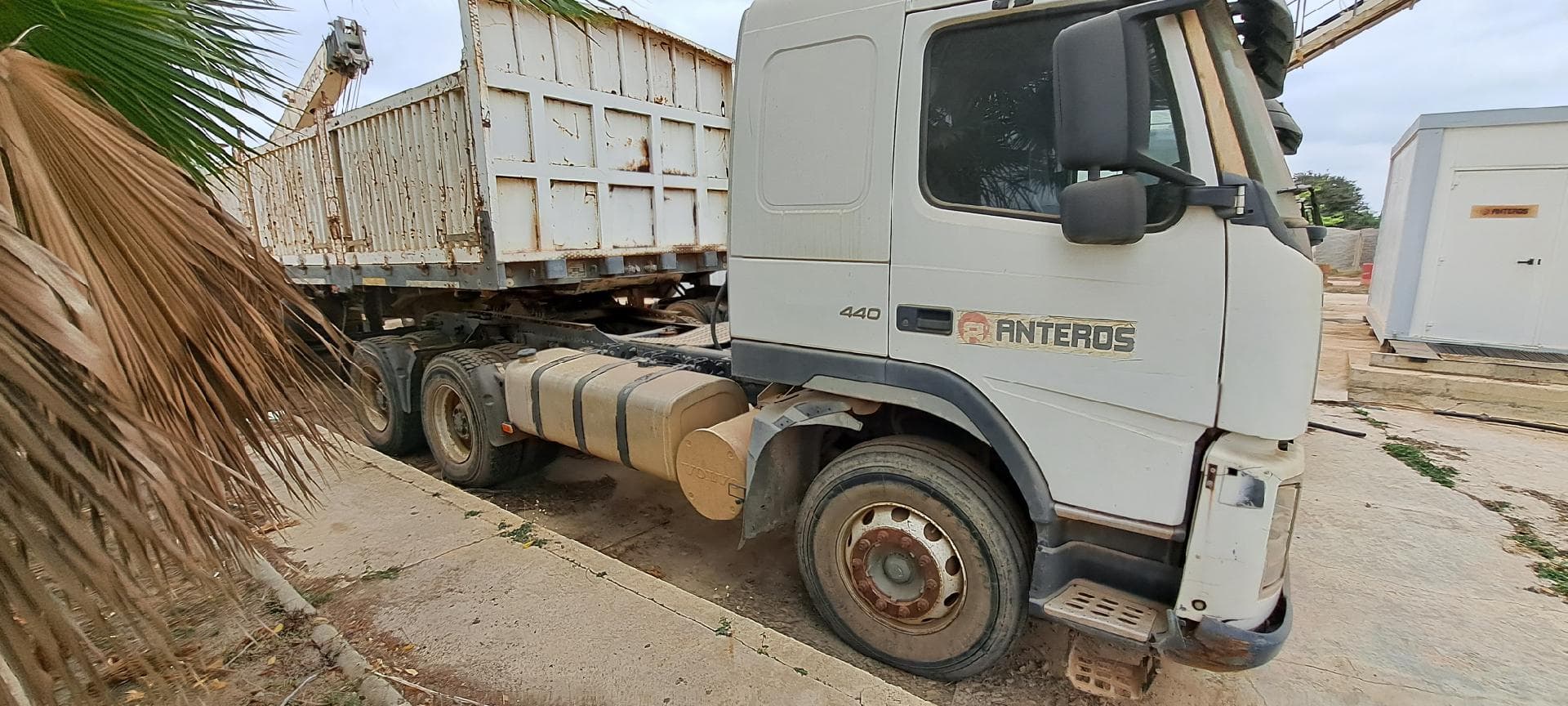 Camión tractor VOLVO FM440 — imagen 6