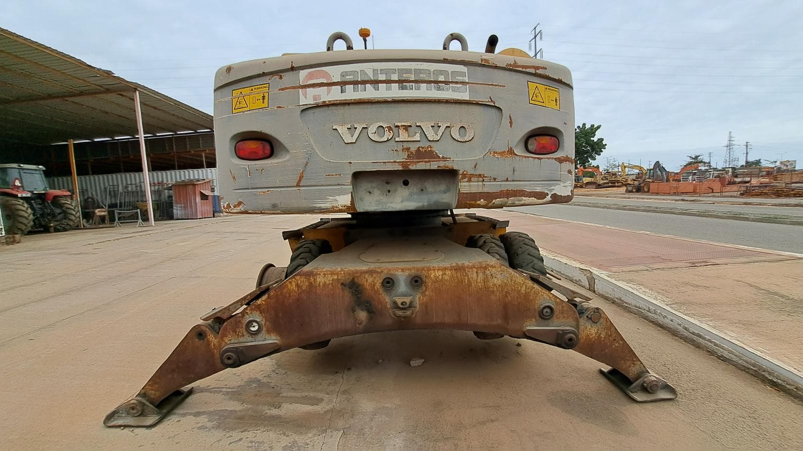 Giratoria VOLVO EW 180C — imagen 2