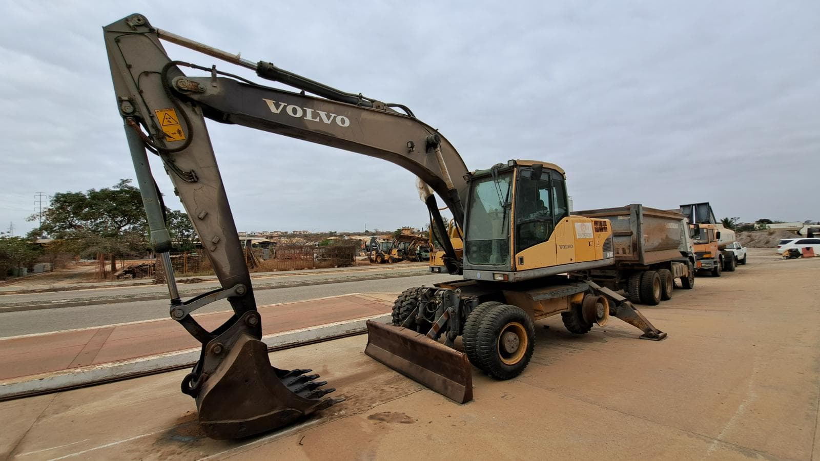 Giratória VOLVO EW 180C