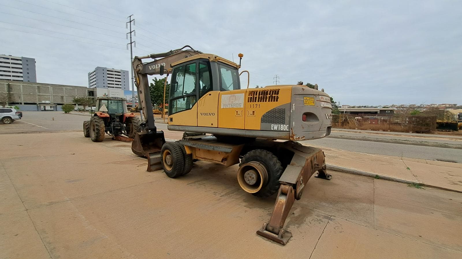 Giratoria VOLVO EW 180C — imagen 5