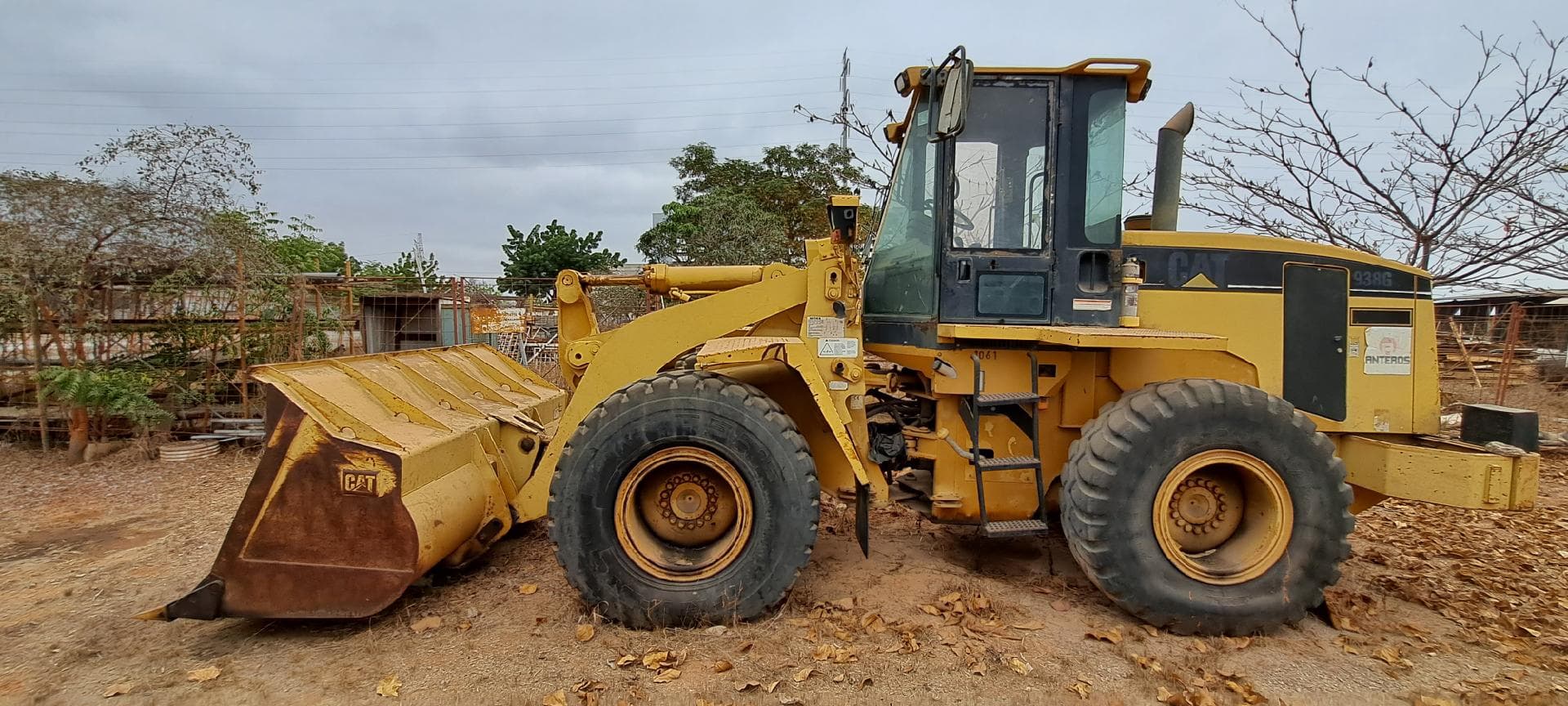 Pá carregadora CATERPILLAR 938G — image 5