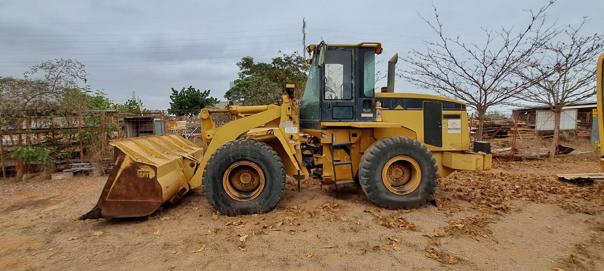 Pá carregadora CATERPILLAR 938G — image 8