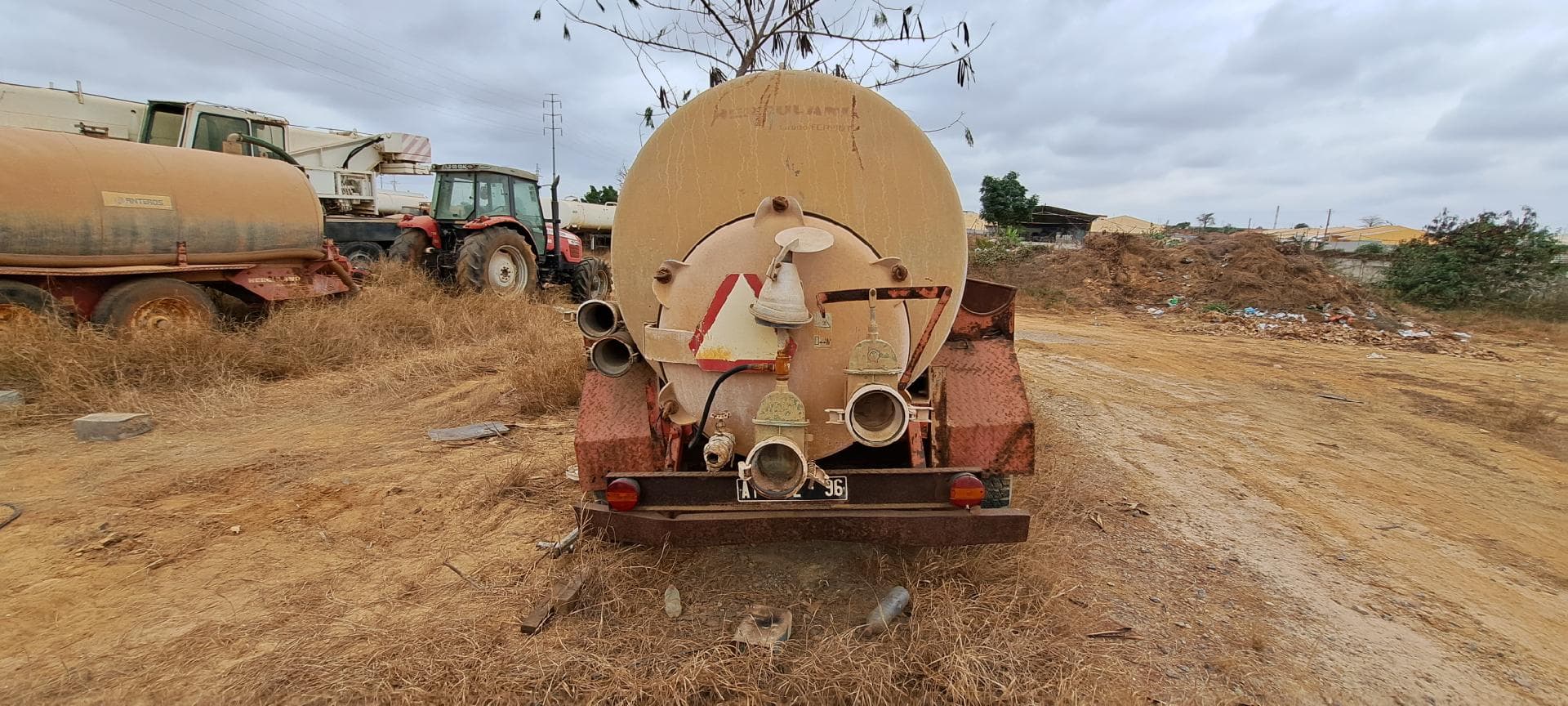 Reboque cisterna HERCULANO CH 8000 — image 3
