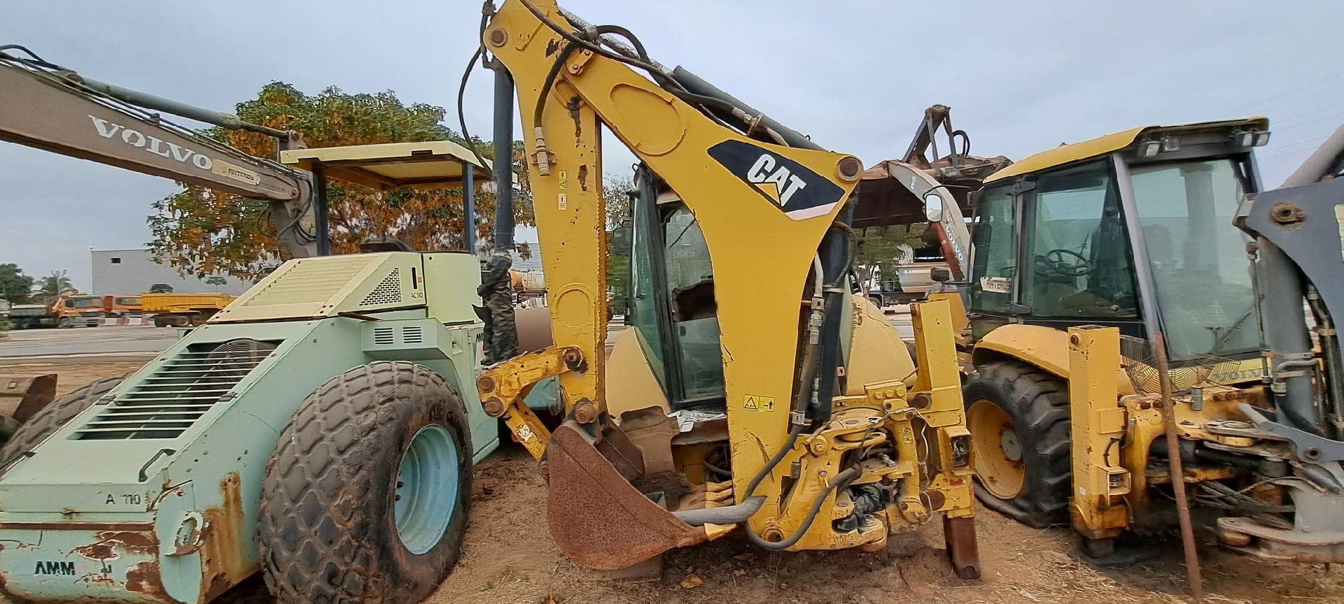 Retroescavadora CATERPILLAR 428E — imagen 5