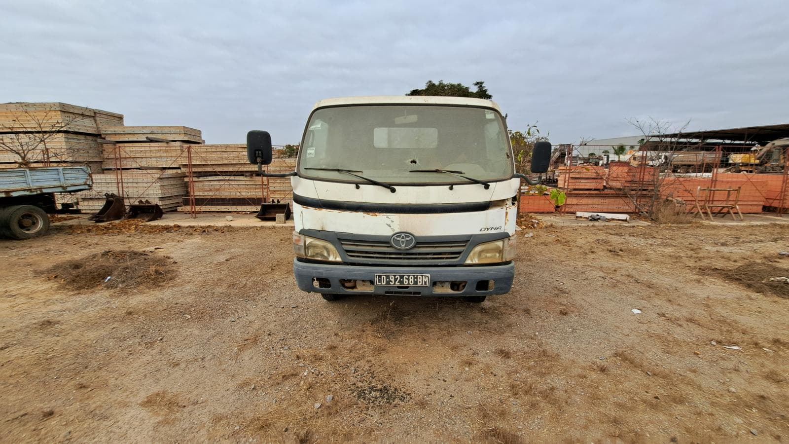 TOYOTA DYNA — imagen 2