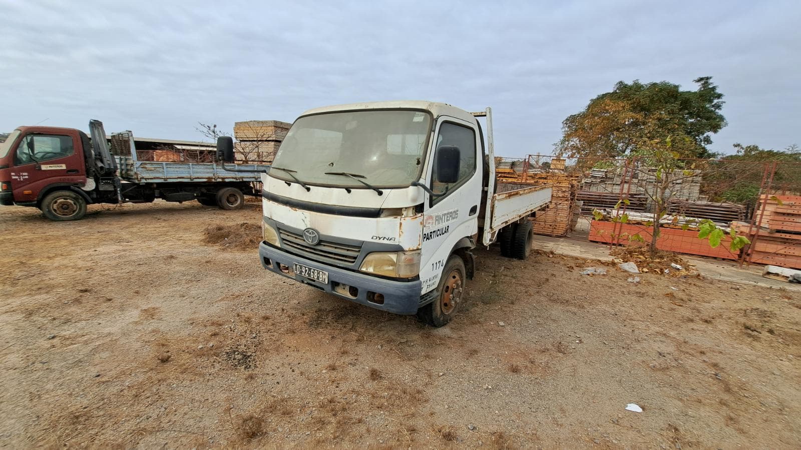 TOYOTA DYNA