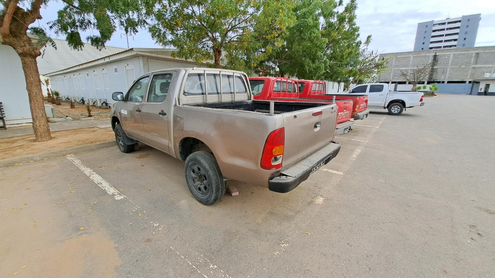 TOYOTA HILUX  · Belas — imagen 7