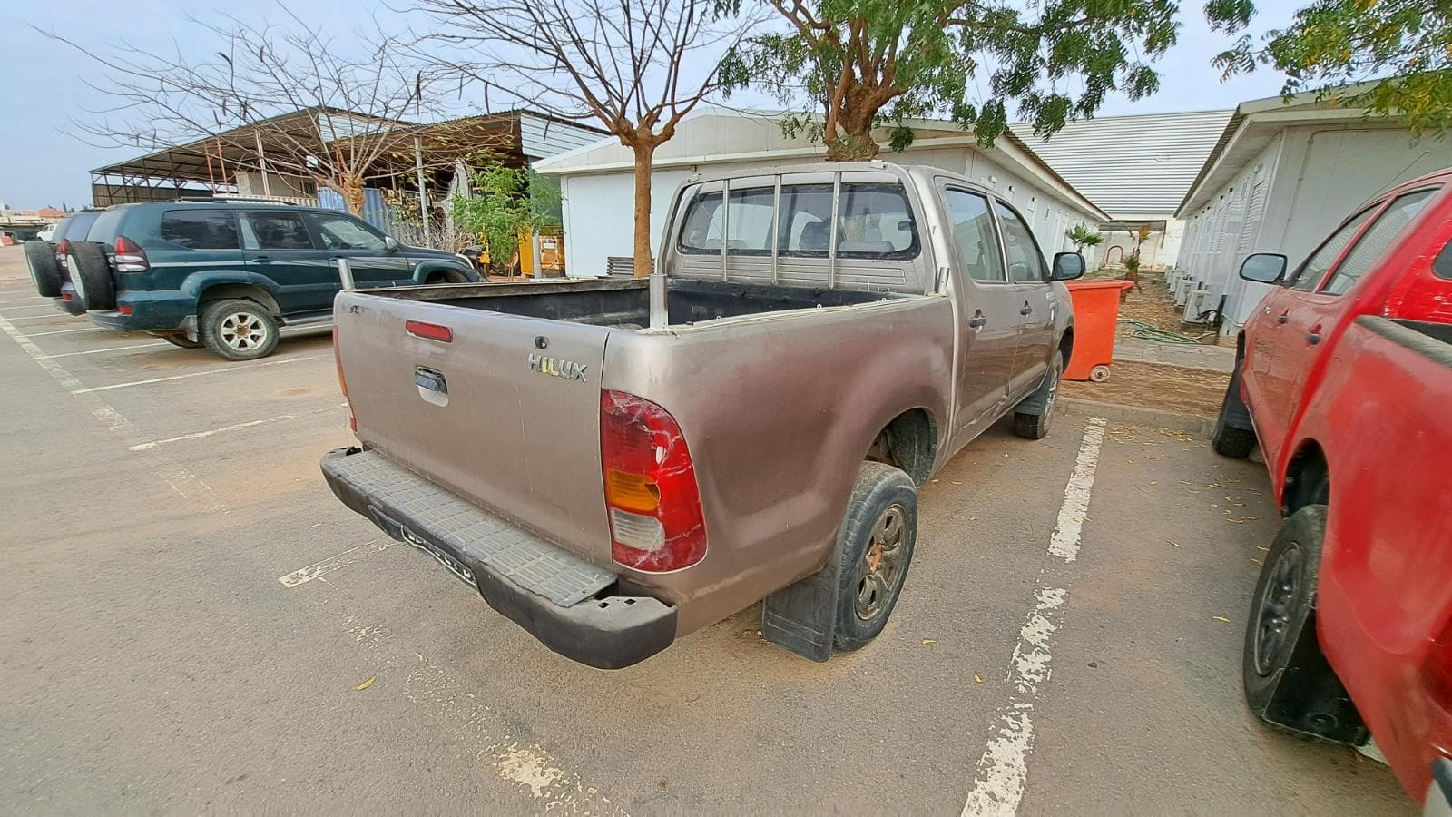 TOYOTA HILUX  · Belas — imagen 8