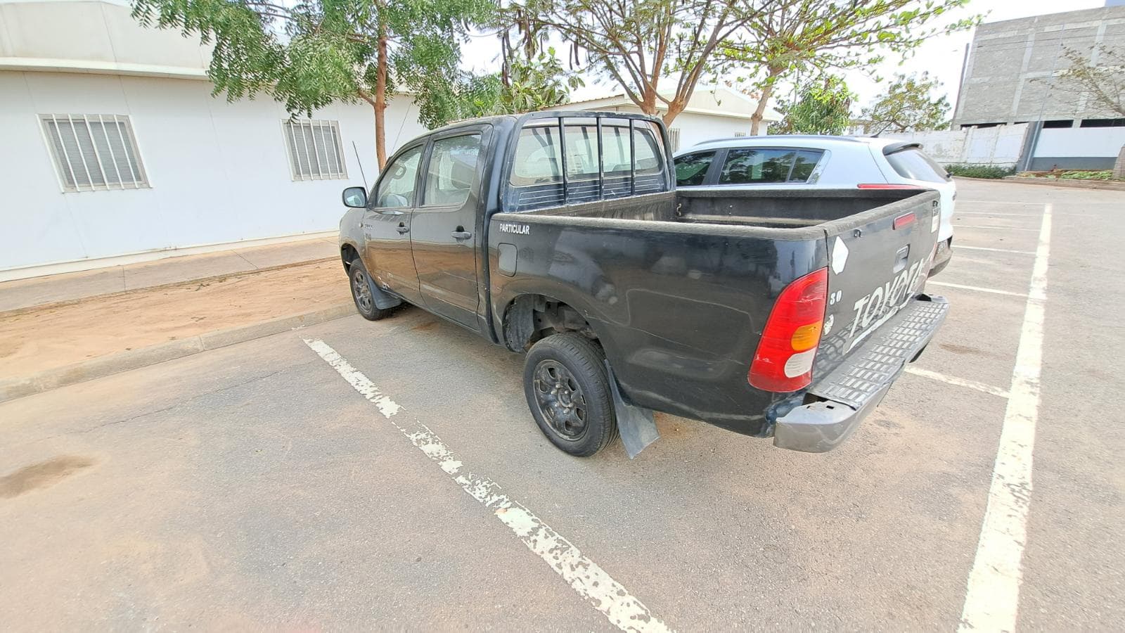 TOYOTA HILUX — imagem 3