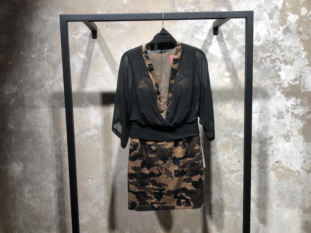 Robe — image 2