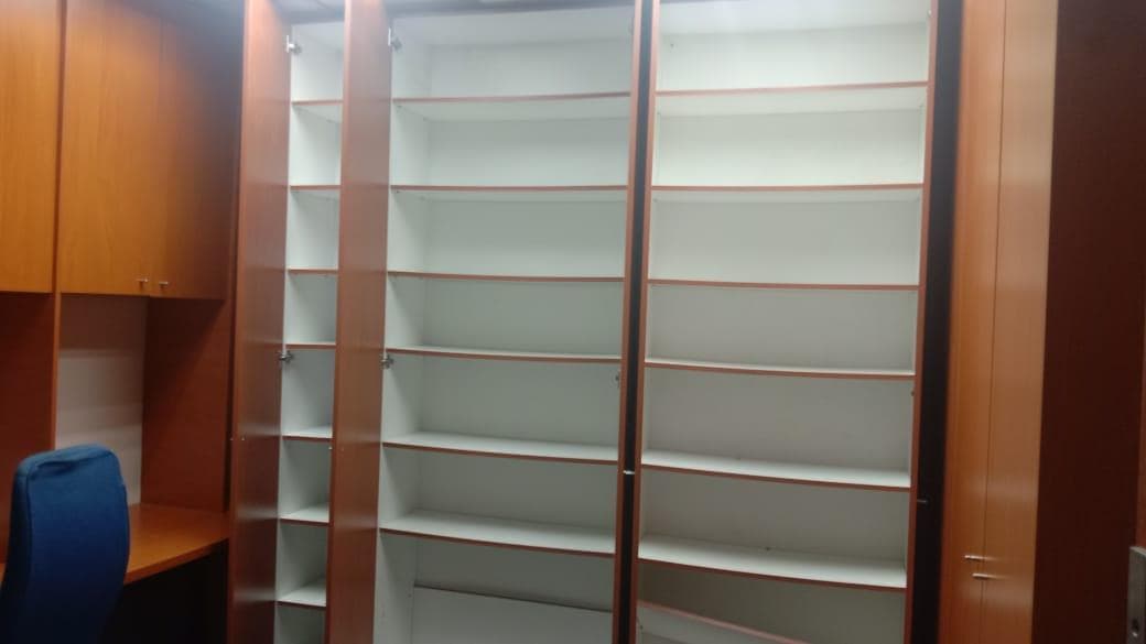 Mobiliário de escritório · — imagem 3