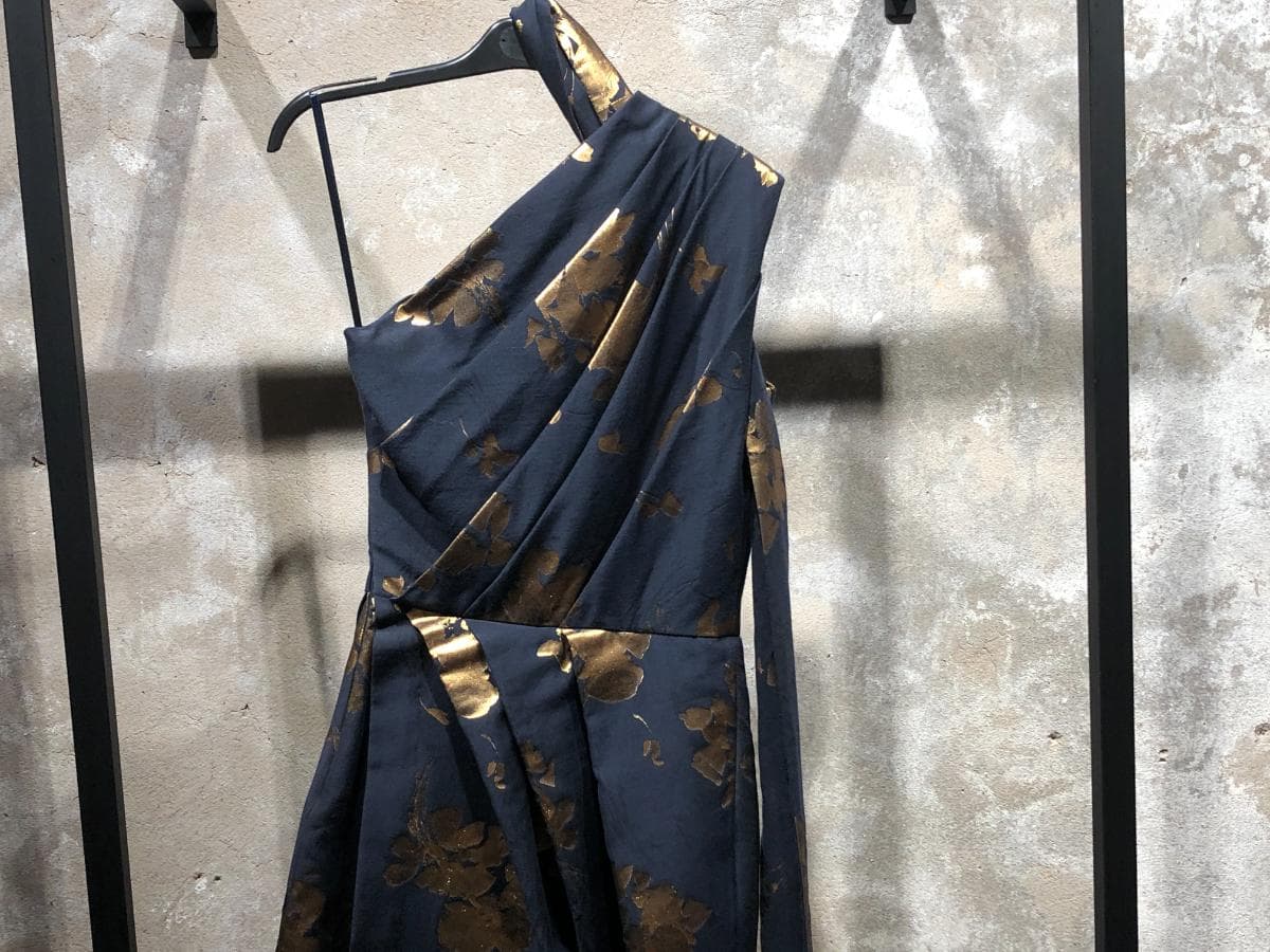 Vestido — image 2