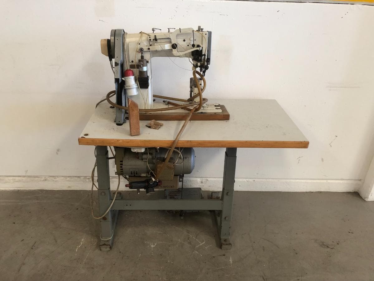 Máquina de cosido para calzado — imagen 1