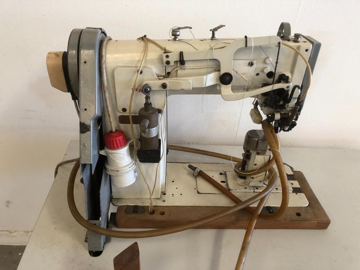 Máquina de cosido para calzado — imagen 3
