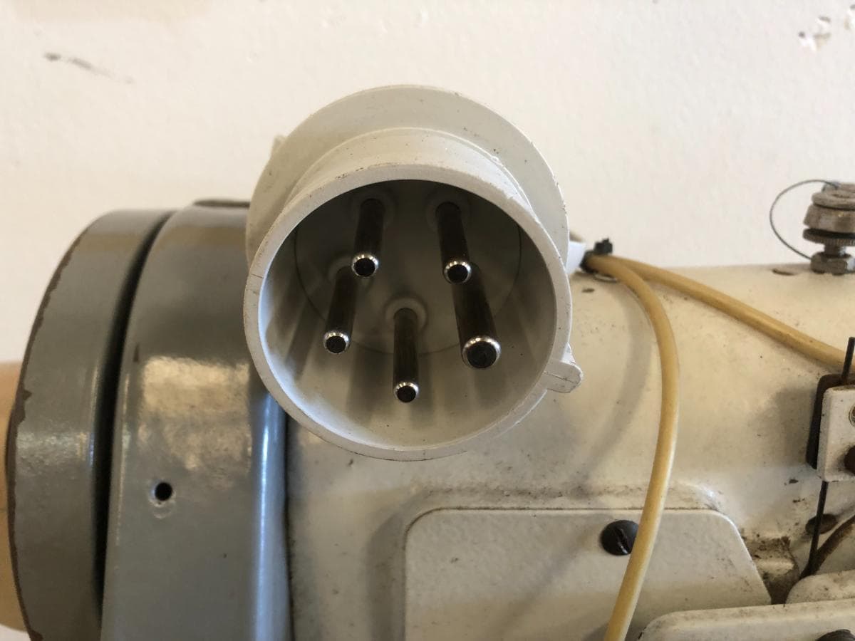 Máquina de cosido para calzado — imagen 5