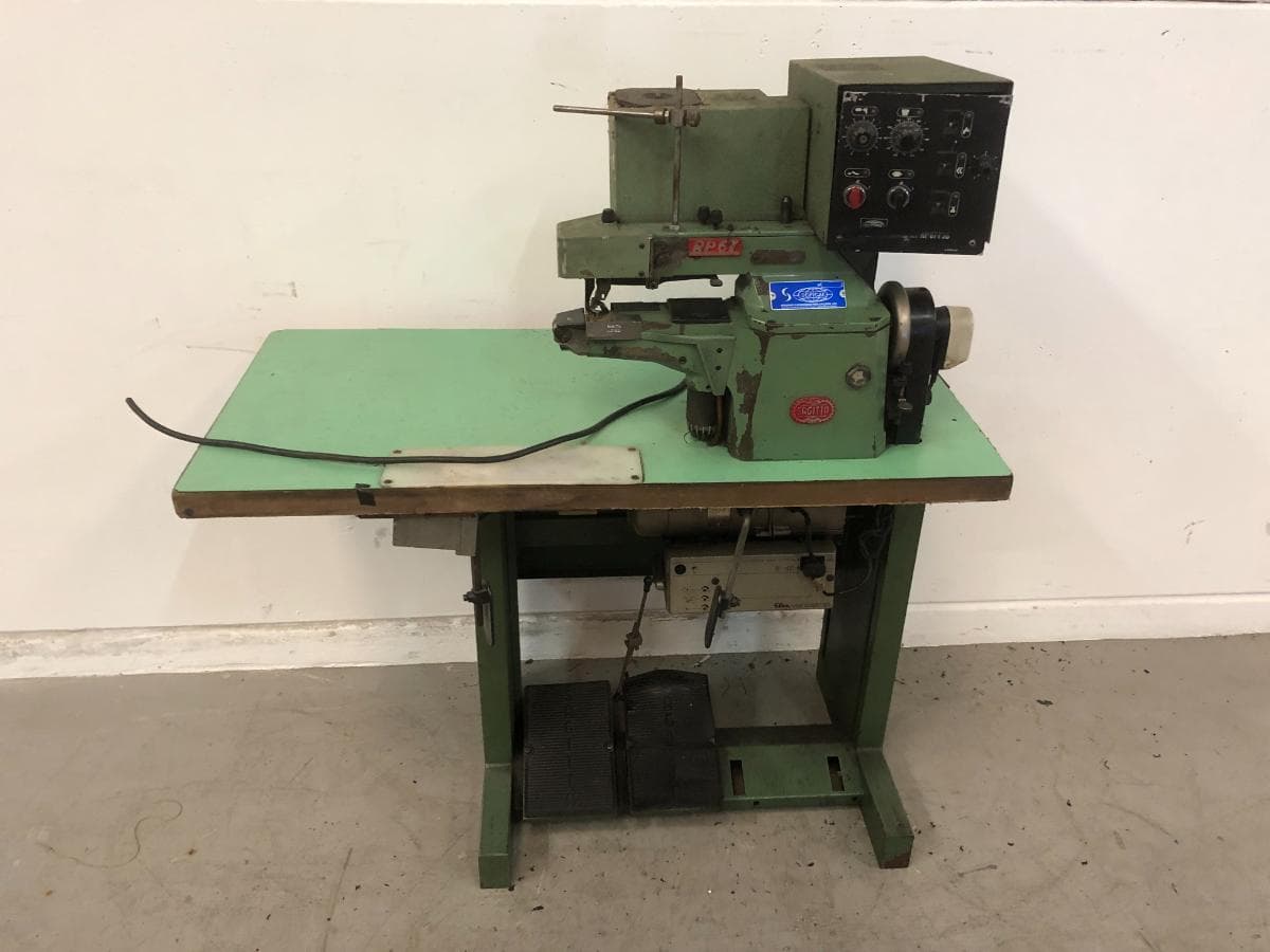Máquina Dobragem Bordas — imagen 1