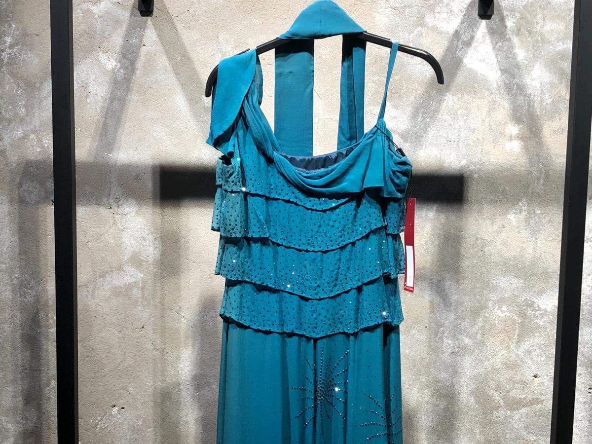 Robe — image 8