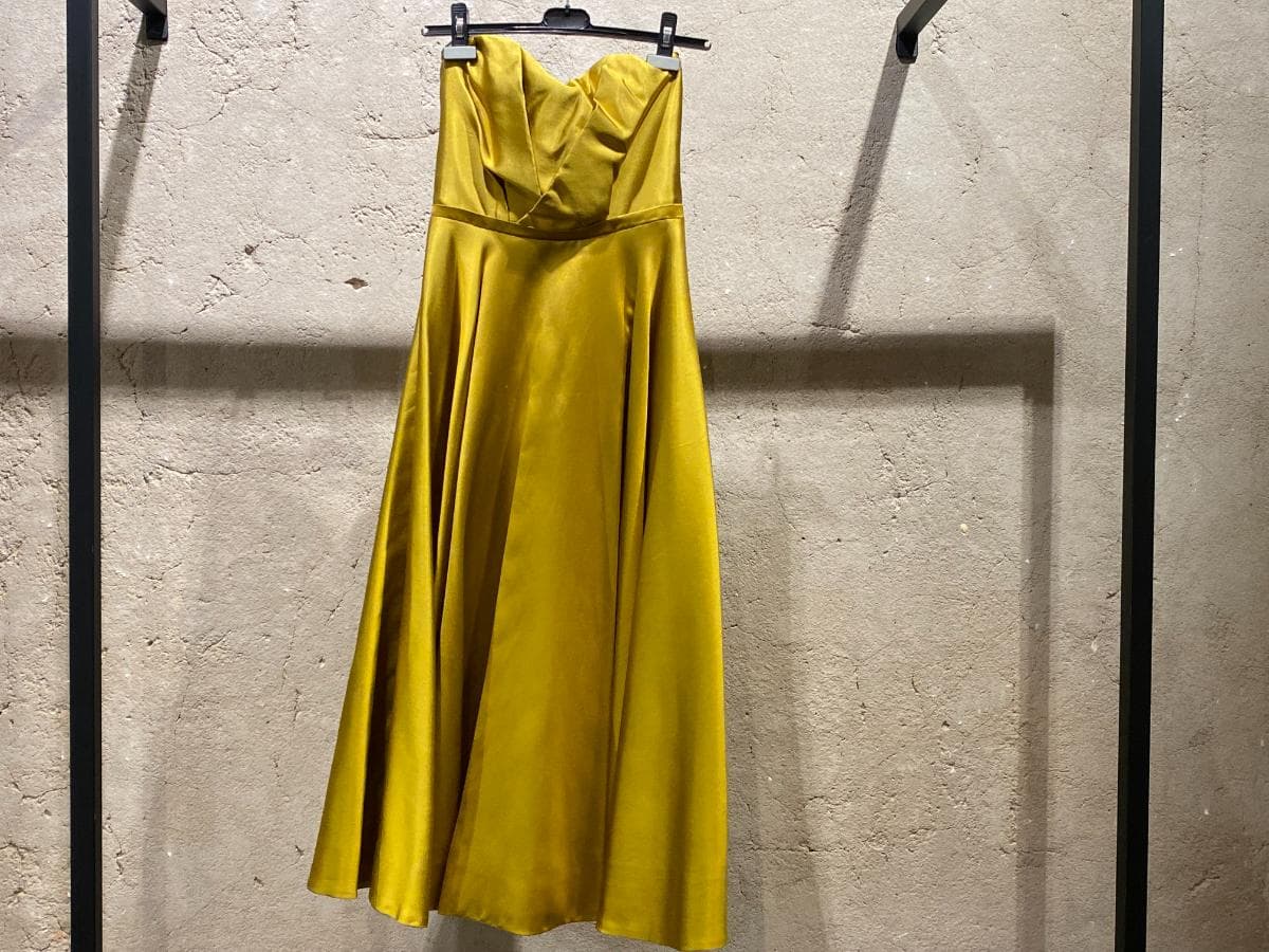 Dress — image 1