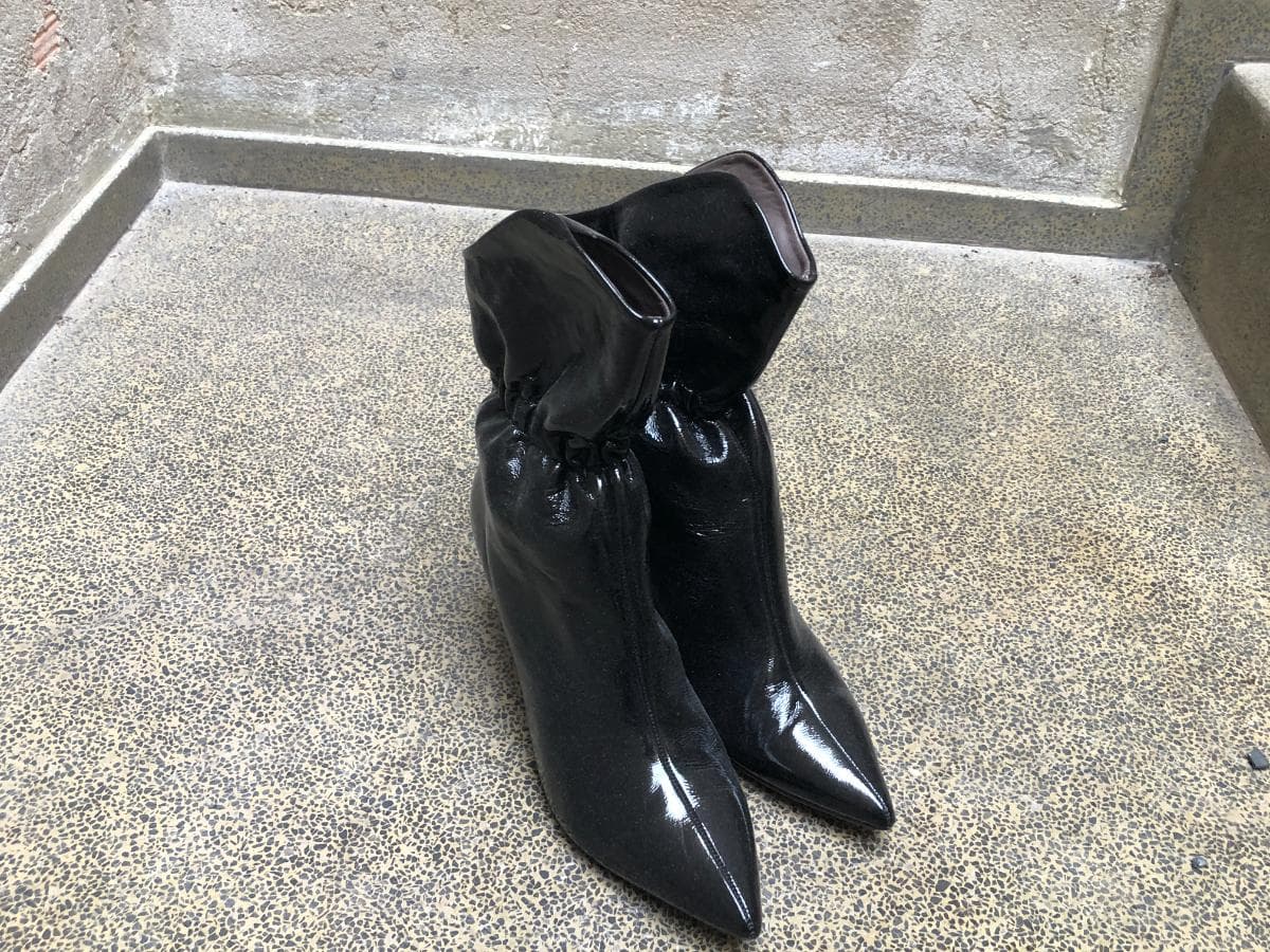 Botas — image 1