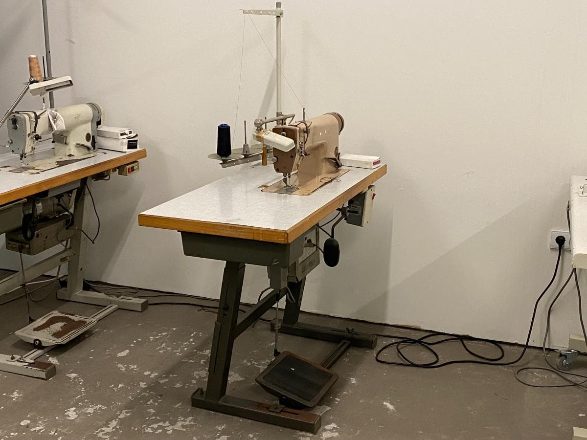 Machine à coudre — image 4