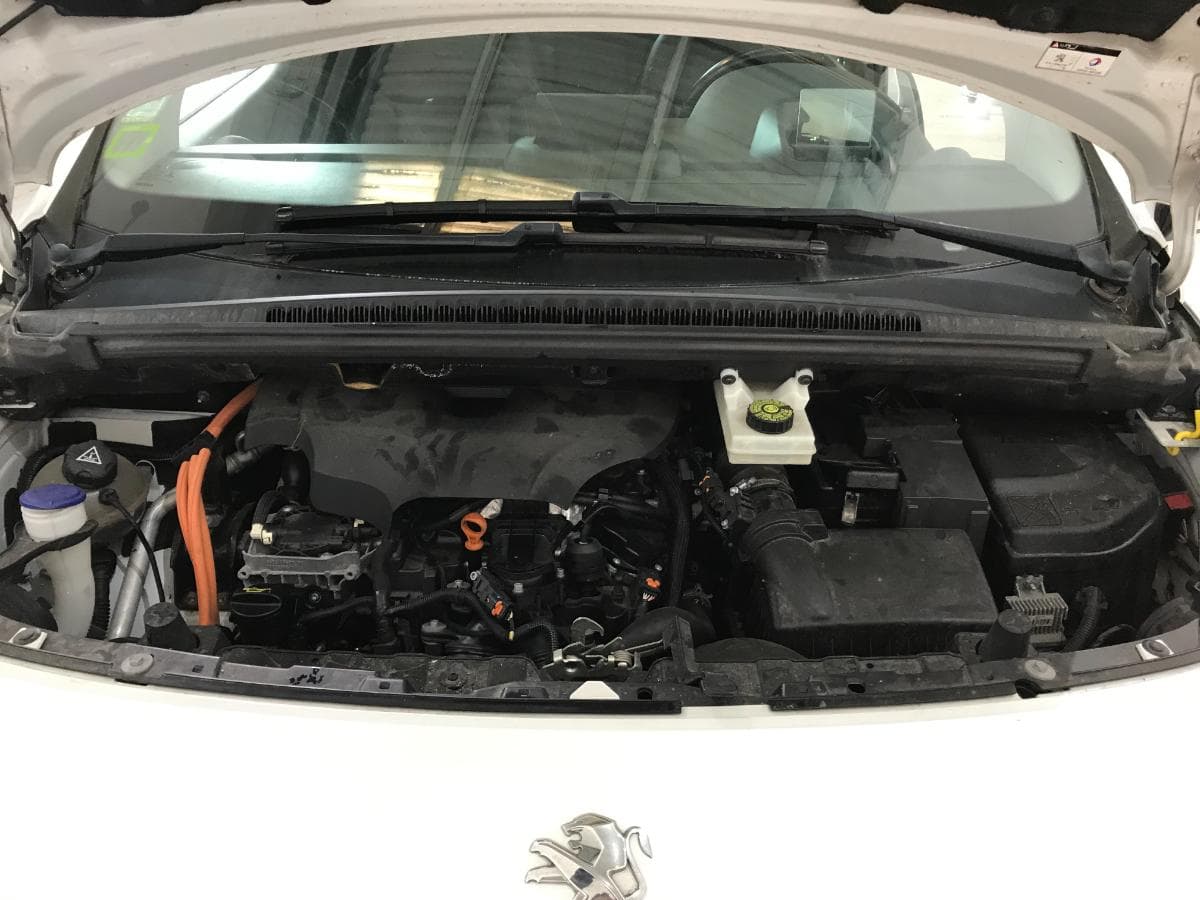 Peugeot 3008 2.0 HDI Hybrid 4 · Ano 2014 — imagem 4