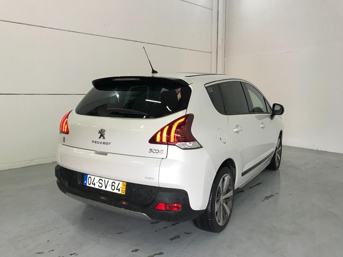 Peugeot 3008 2.0 HDI Hybrid 4 · Ano 2014 — imagem 6