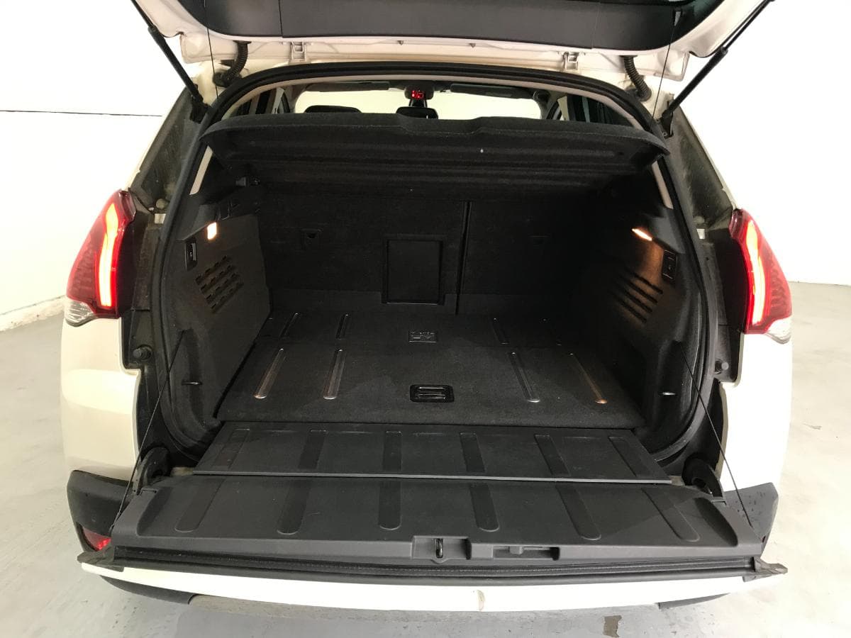 Peugeot 3008 2.0 HDI Hybrid 4 · Ano 2014 — imagem 9