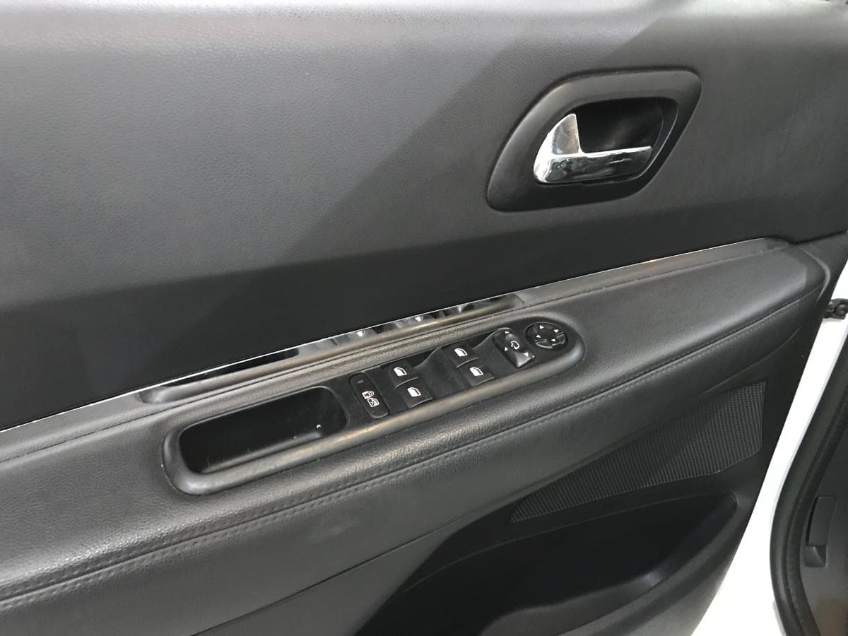 Peugeot 3008 2.0 HDI Hybrid 4 · Ano 2014 — imagem 39