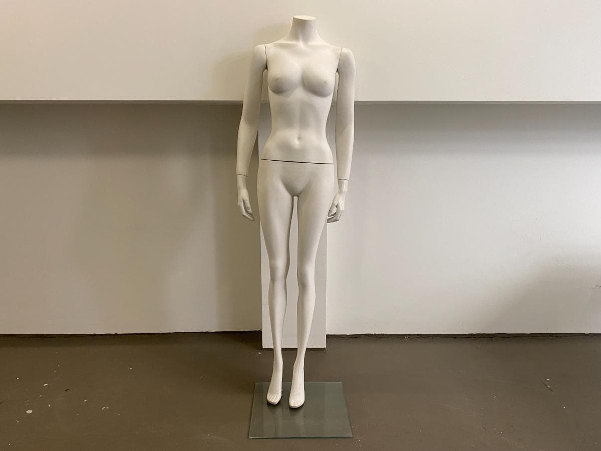 Cabides e Manequins — image 6