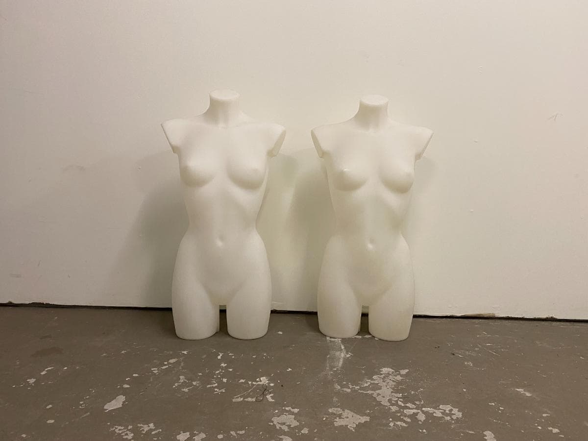 Cabides e Manequins — image 7