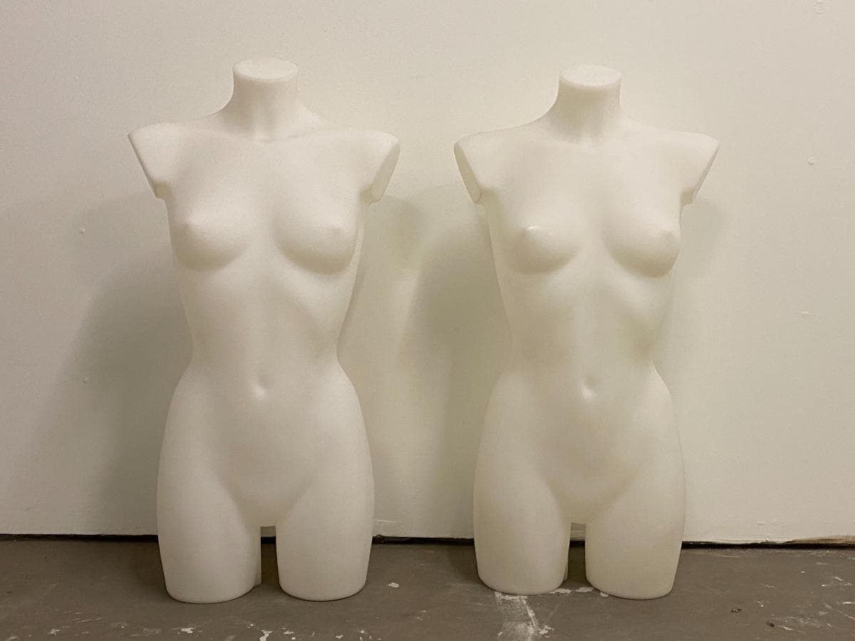 Cabides e Manequins — image 8