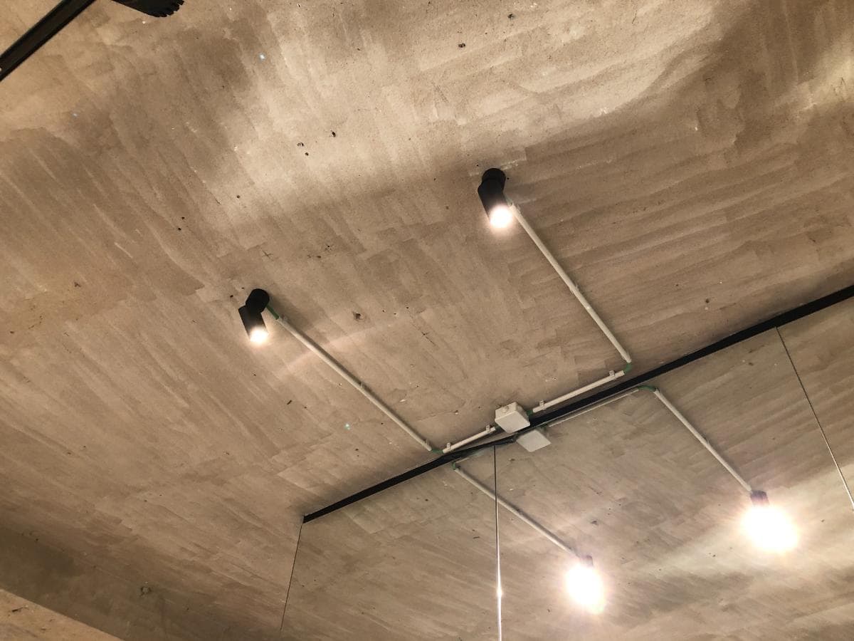 Focos, Candeeiros e Colunas — image 2