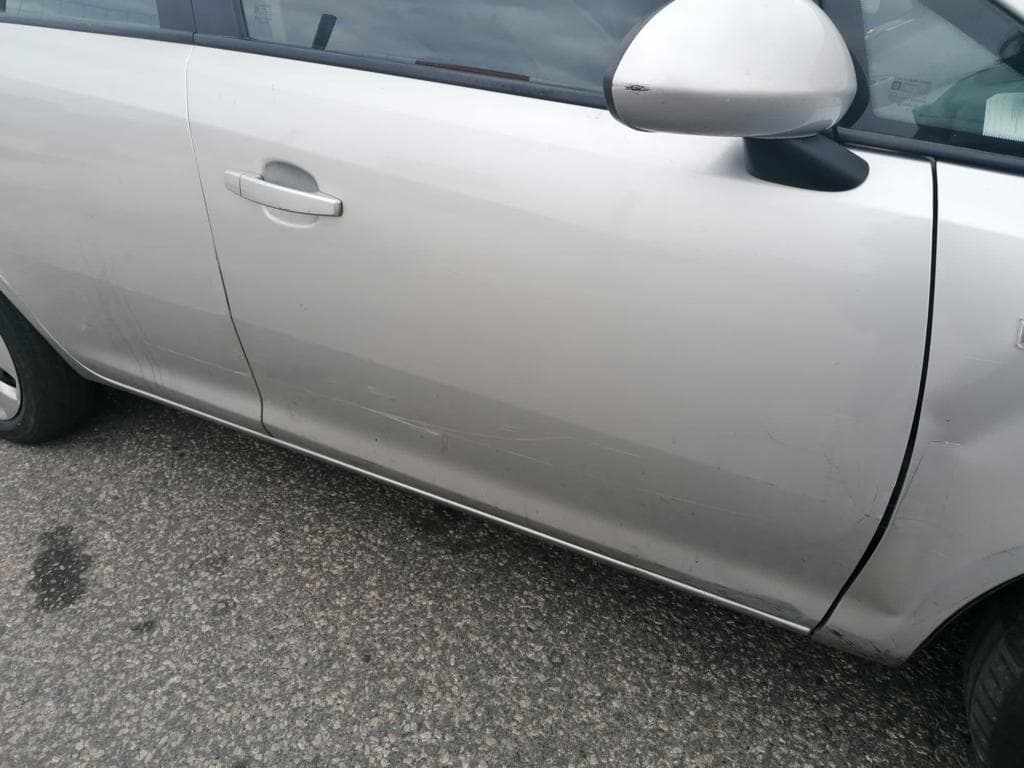 Opel Corsa 1.3CDTI · Ano 2013 — imagem 11