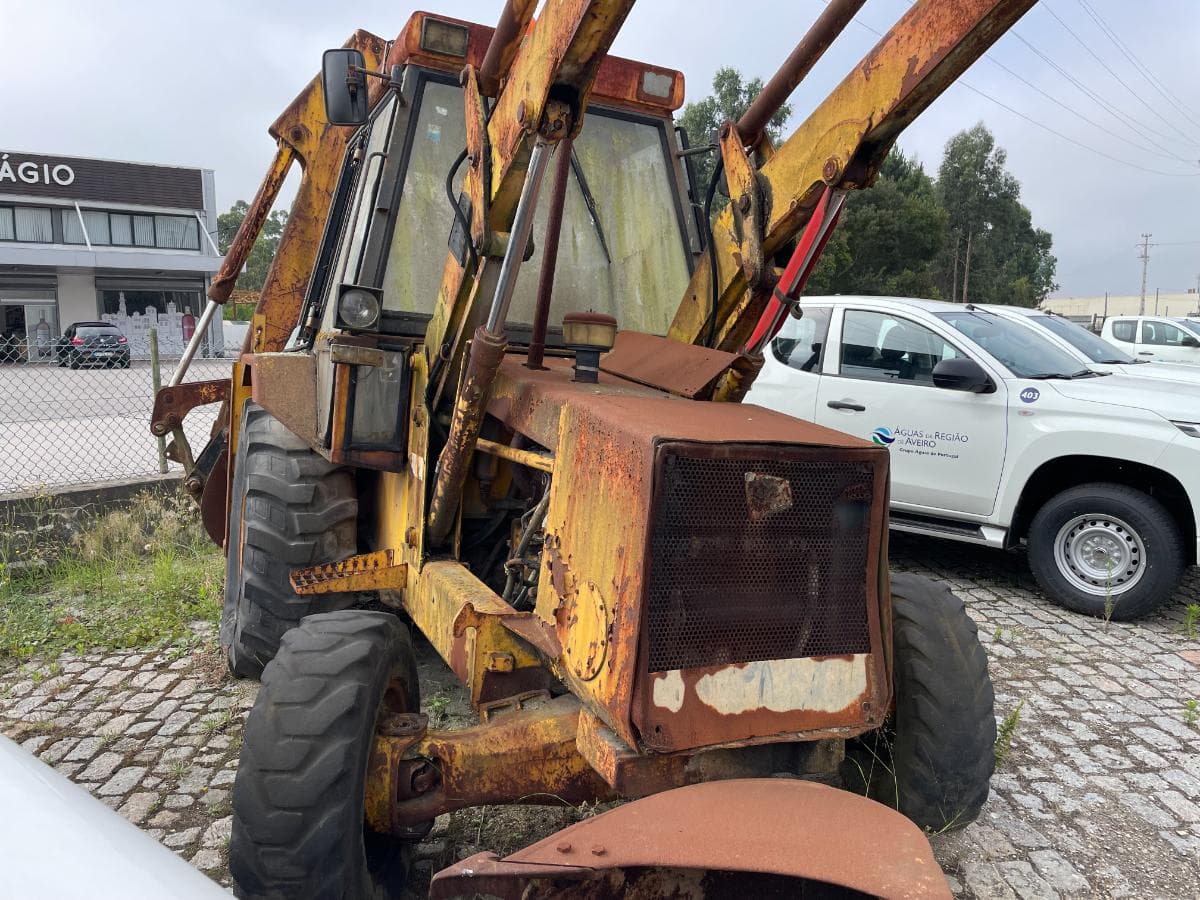 Retroescavadora JCB — image 2