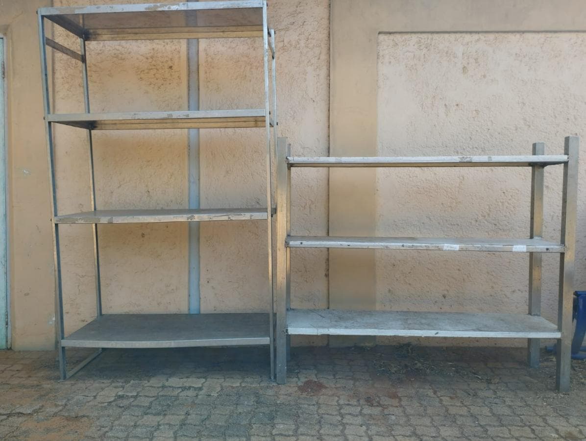 Prateleiras Inox ·