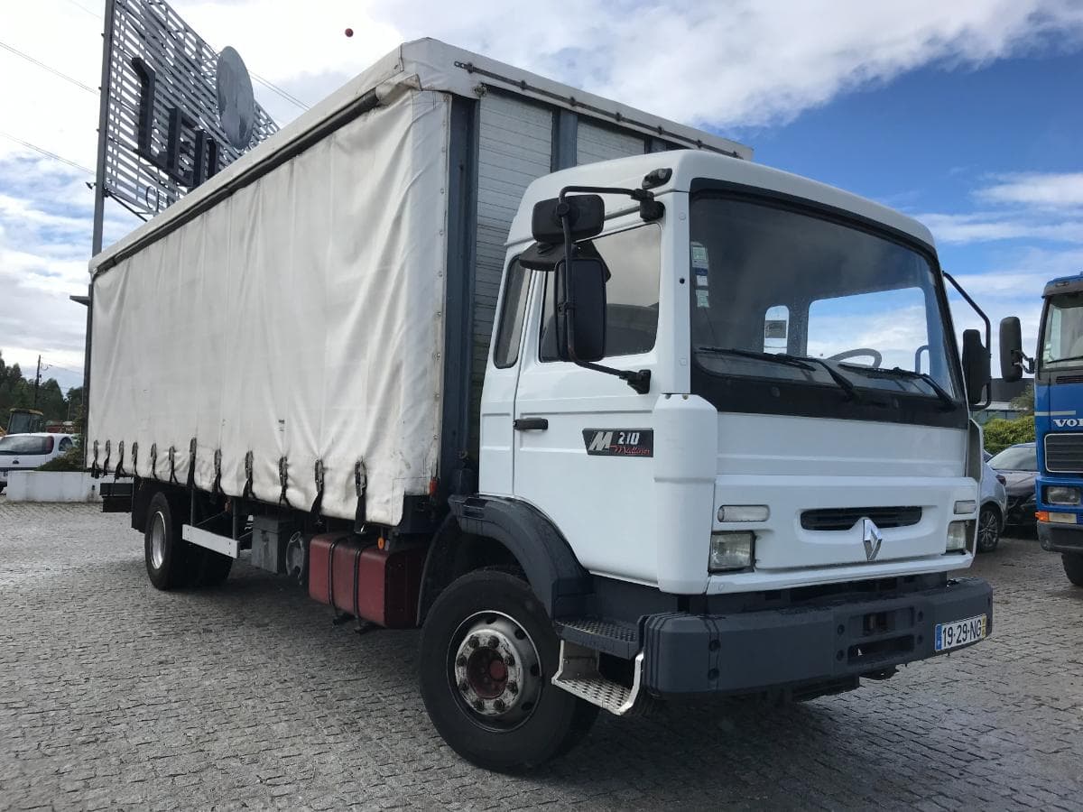 Renault M210.16D · Ano 1999 — image 1