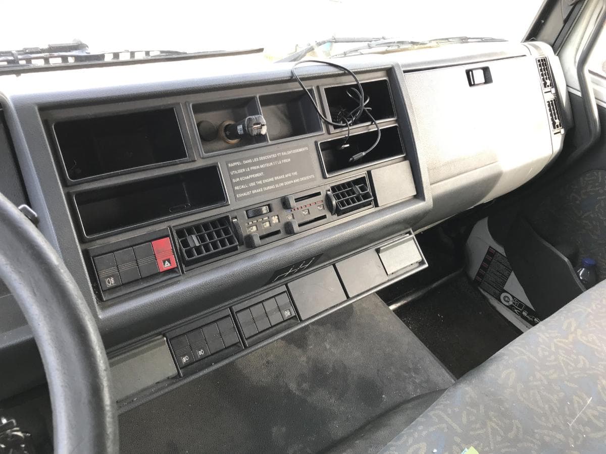 Renault M210.16D · Ano 1999 — image 17