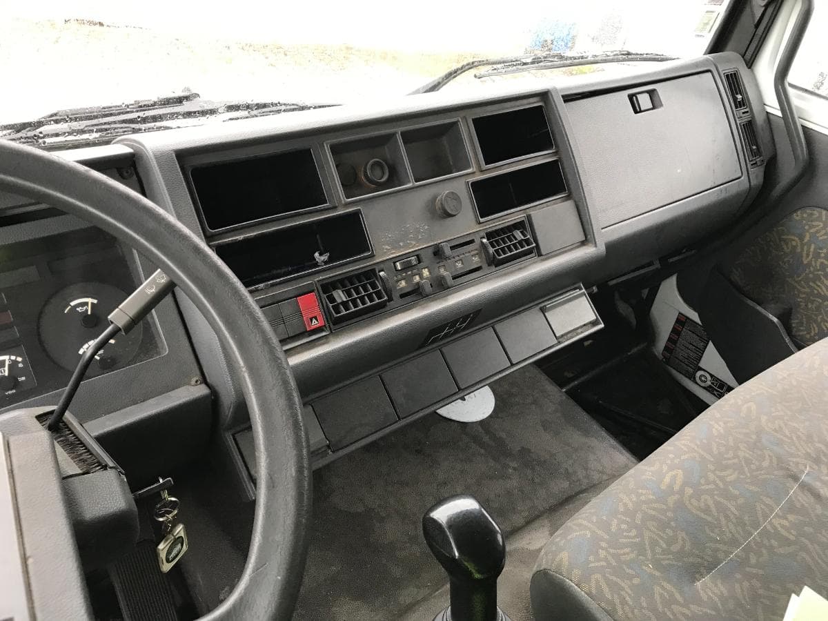 Renault S150.09 B 38 · Ano 1998 — image 16