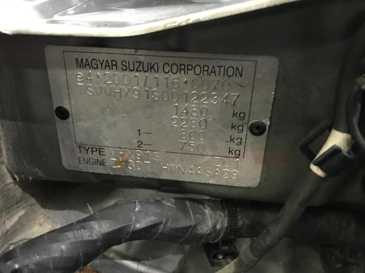 Suzuki Ignis 1.3 DDis · Ano 2003 — imagen 4