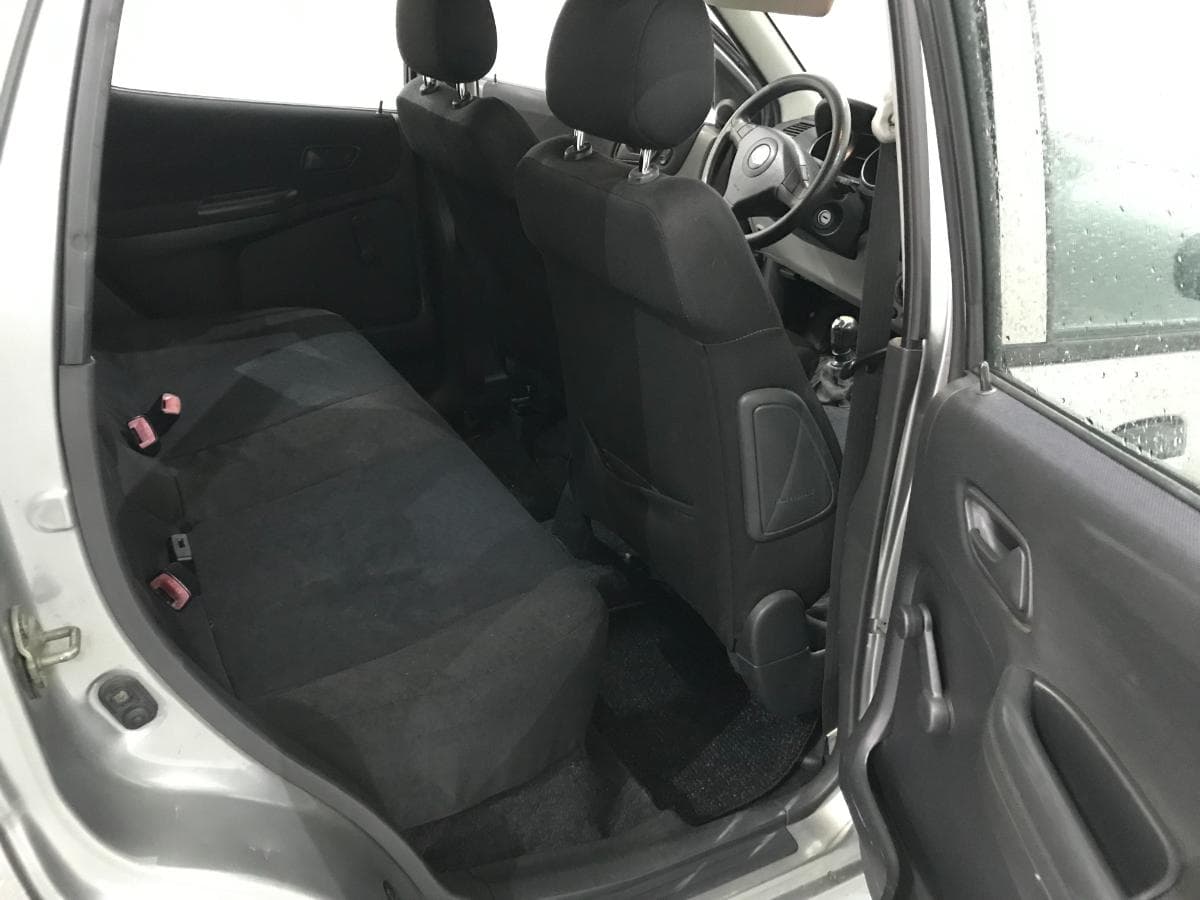 Suzuki Ignis 1.3 DDis · Ano 2003 — imagen 23